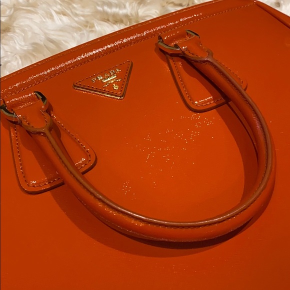 Prada Saffiano Tote Orange - Picture 16 of 16